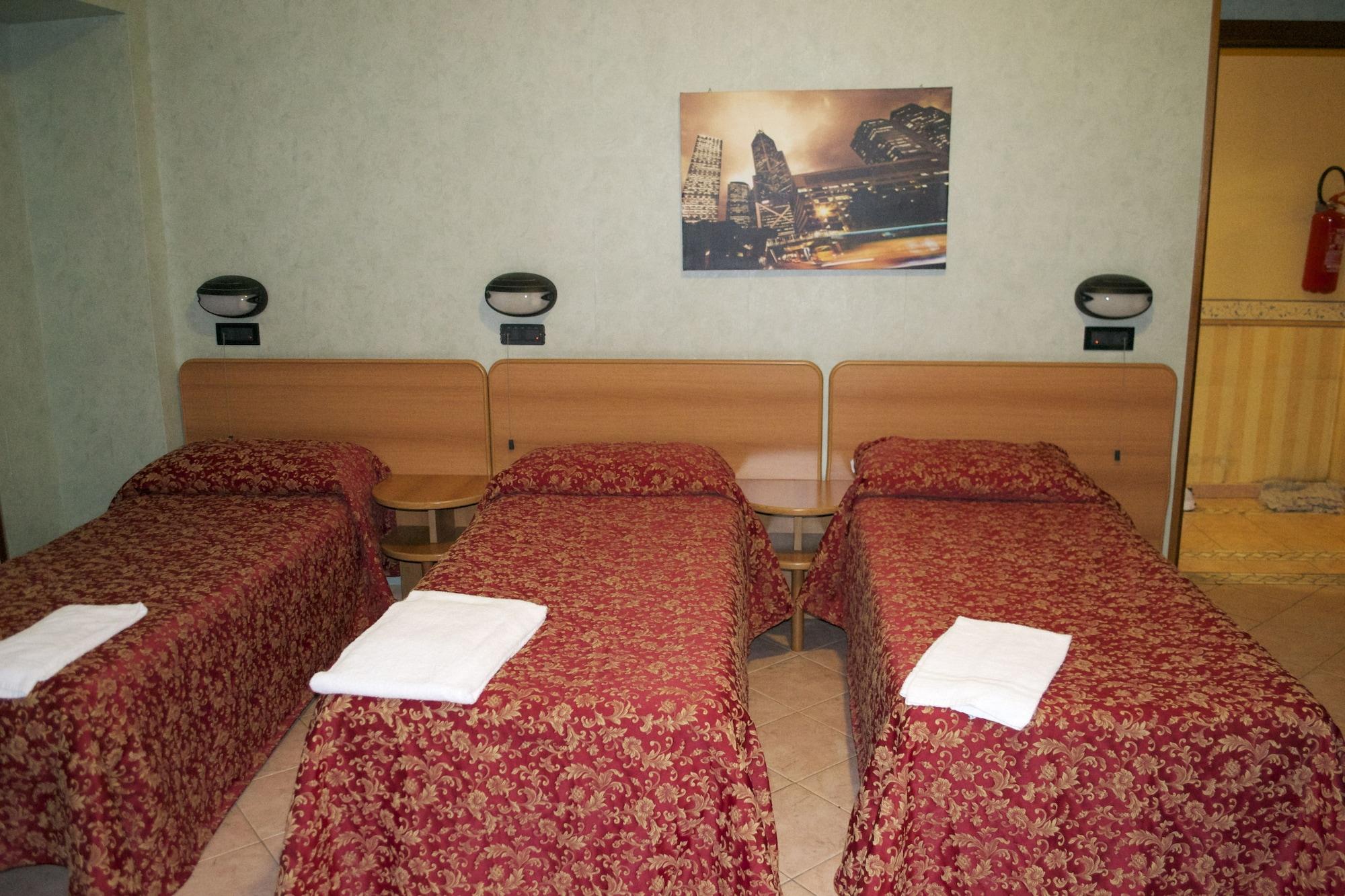 Hotel Ferrarese Rom Exteriör bild