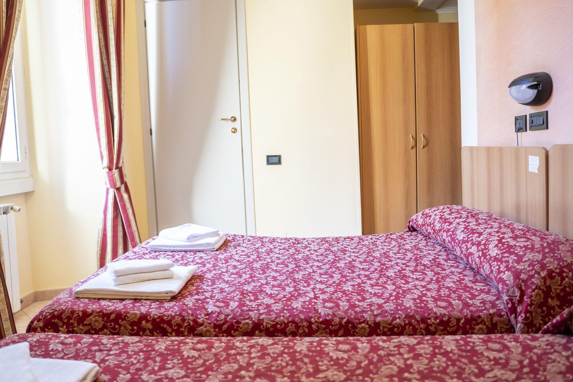 Hotel Ferrarese Rom Exteriör bild