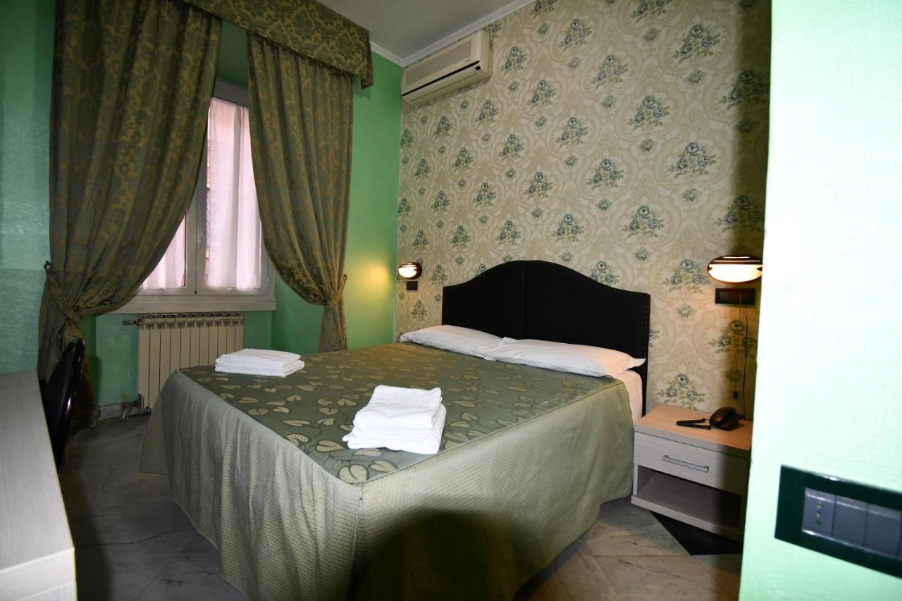 Hotel Ferrarese Rom Exteriör bild