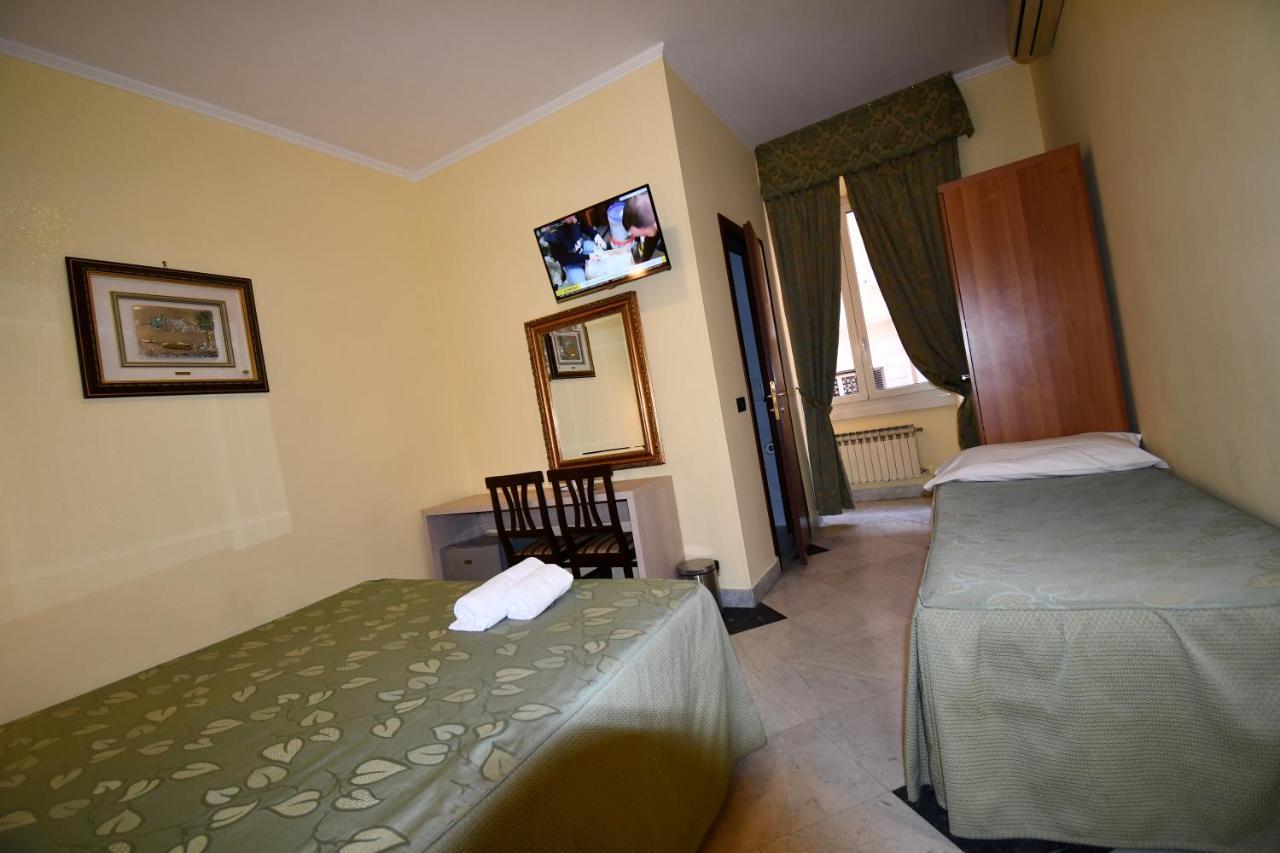 Hotel Ferrarese Rom Exteriör bild